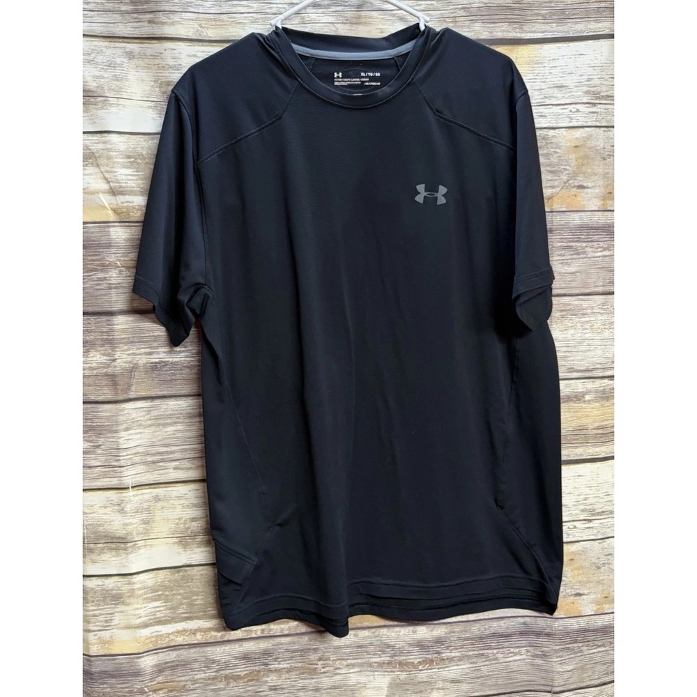 UNDER ARMOUR HEAT GEAR Men's XL SHORT SLEEVE Black Fitted T-SHIRT Athletic EUC